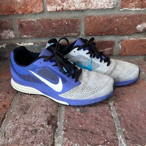 Nike Zoom Fly 2 Trainer Sneakers in Gray, Royal Blue, Black and Teal Women’s 9.5